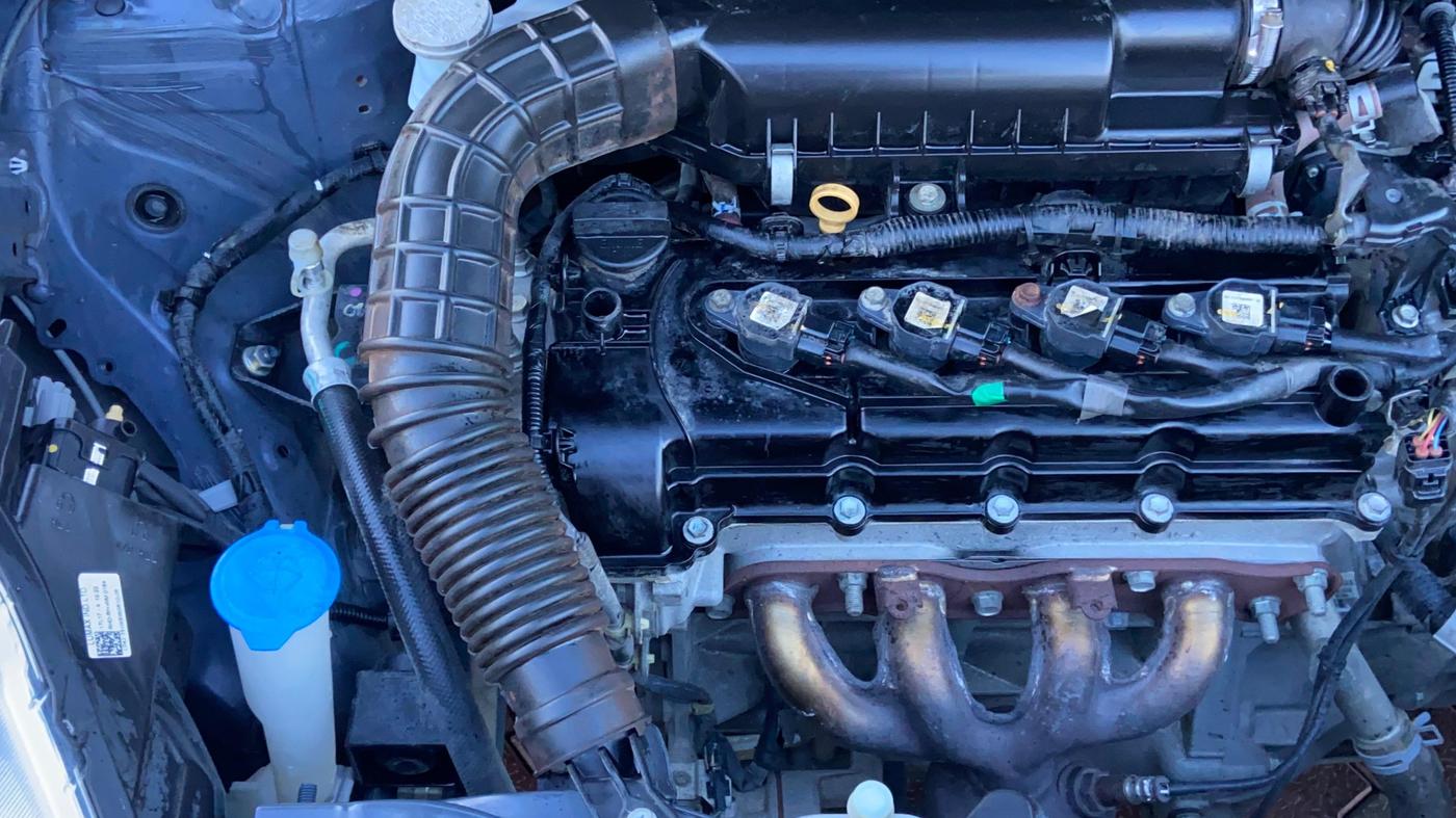 2017 Maruti Dzire VXI, Petrol, Manual, 16,041 km, Engine View - Left