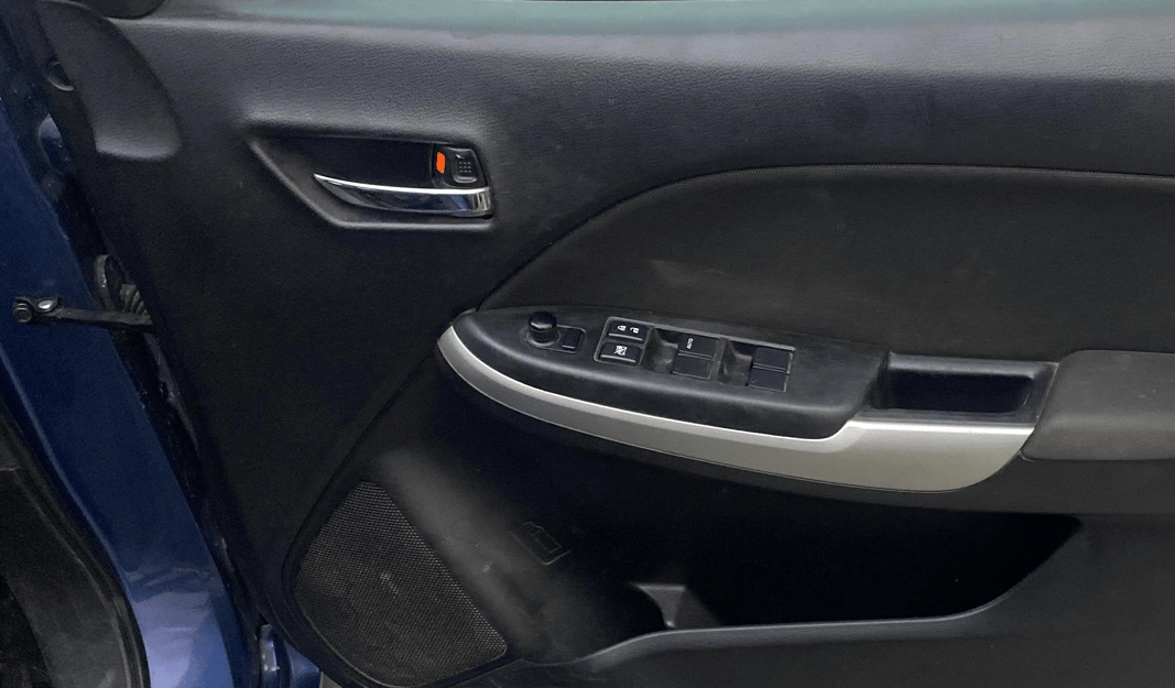 2017 Maruti Baleno ZETA PETROL 1.2, Petrol, Manual, 99,120 km, Driver Side Door Panels Control
