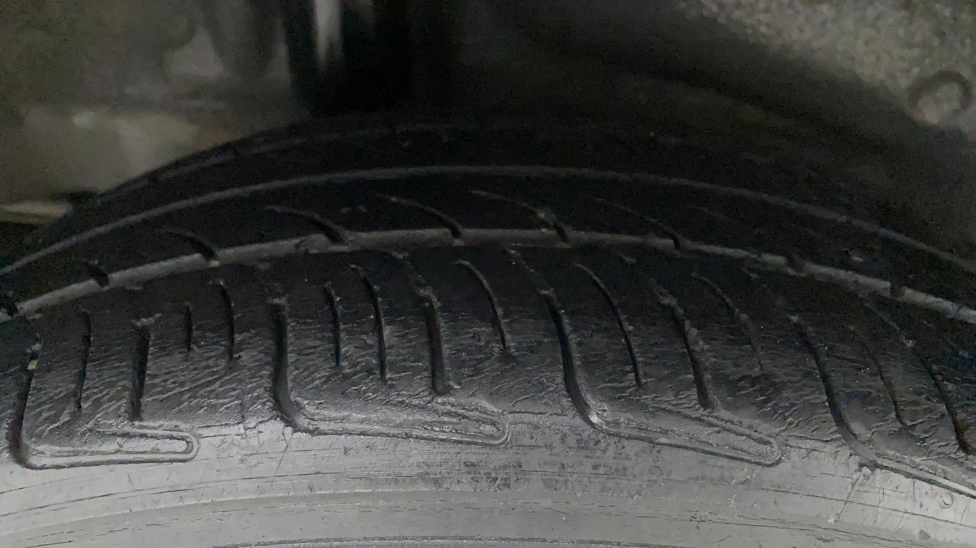 2015 Honda City 1.5L I-VTEC VX (O) MT, Petrol, Manual, 50,626 km, Right Rear Tyre Tread