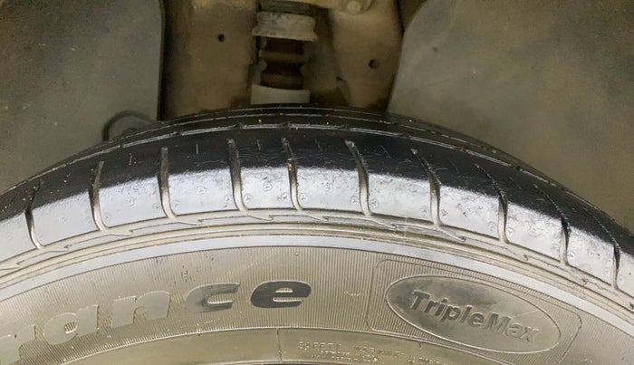 2019 KIA SELTOS HTX 1.5 PETROL, Petrol, Manual, 37,679 km, Right Rear Tyre Tread