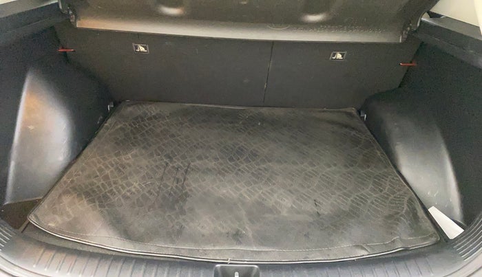 2019 KIA SELTOS HTX 1.5 PETROL, Petrol, Manual, 37,679 km, Boot Inside