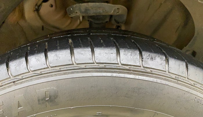 2019 KIA SELTOS HTX 1.5 PETROL, Petrol, Manual, 37,679 km, Right Front Tyre Tread