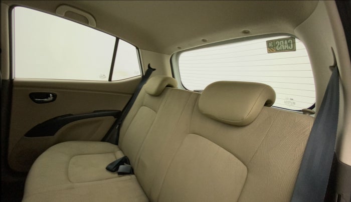 2012 Hyundai i10 SPORTZ 1.2 AT, Petrol, Automatic, 38,261 km, Right Side Rear Door Cabin