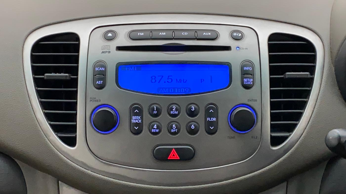 2012 Hyundai i10 SPORTZ 1.2 AT, Petrol, Automatic, 38,261 km, Infotainment System