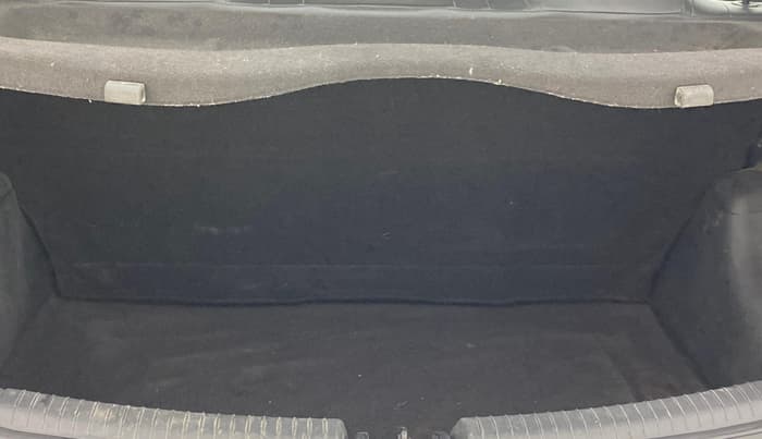 2017 Hyundai Grand i10 MAGNA AT 1.2 KAPPA VTVT, Petrol, Automatic, 18,660 km, Boot Inside
