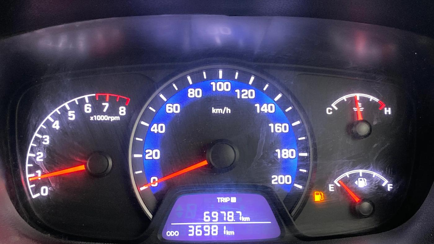 2017 Hyundai Xcent SX 1.2, Petrol, Manual, 36,981 km, Odometer Image