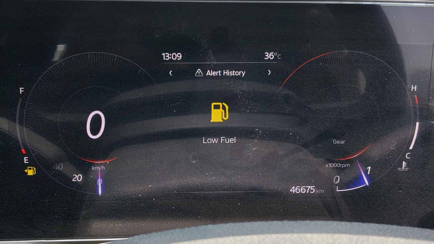 2022 Mahindra XUV700 AX 5 P MT 5 STR, Petrol, Manual, 46,675 km, Odometer Image