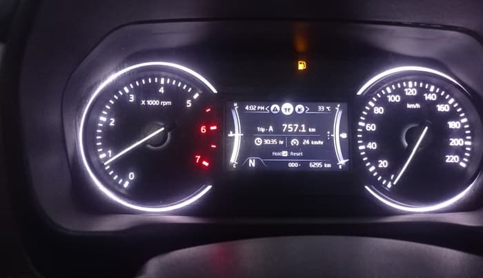 2025 Mahindra SCORPIO-N Z4 PETROL MT 7 STR (E), Petrol, Manual, 6,279 km, Odometer Image