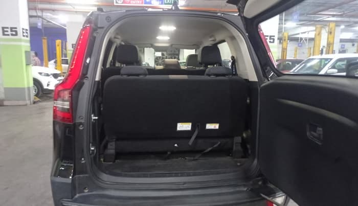 2025 Mahindra SCORPIO-N Z4 PETROL MT 7 STR (E), Petrol, Manual, 6,279 km, Boot Inside