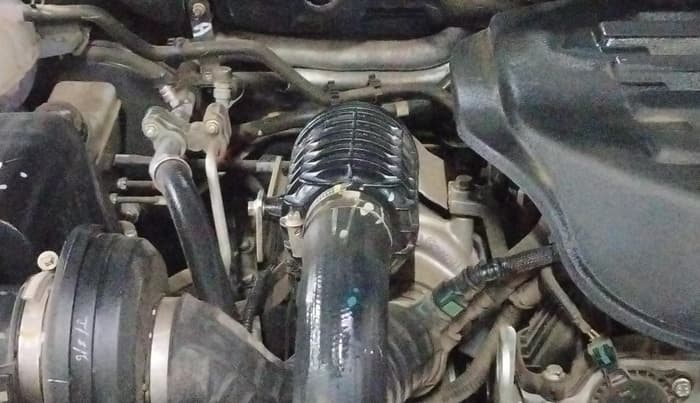 2025 Mahindra SCORPIO-N Z4 PETROL MT 7 STR (E), Petrol, Manual, 6,279 km, Engine View - Right