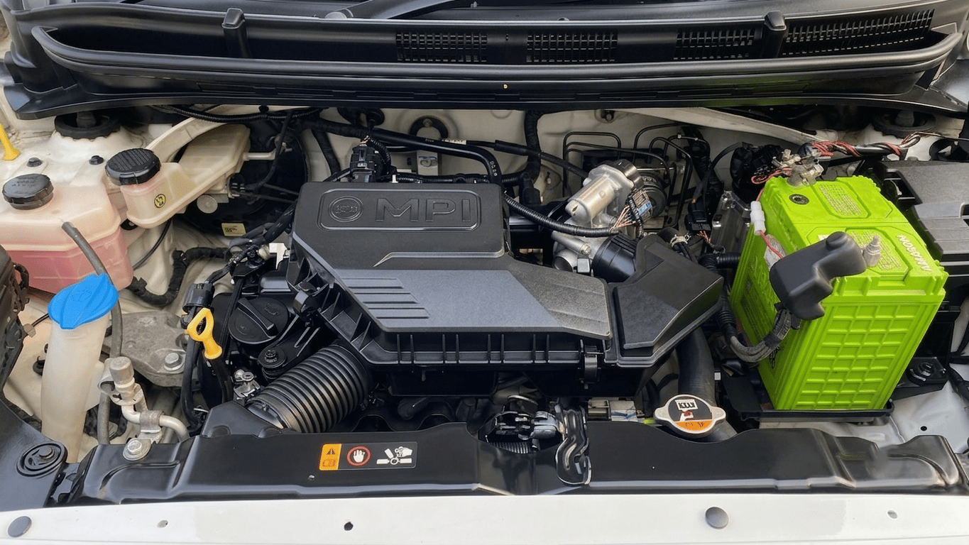 2022 Hyundai NEW SANTRO MAGNA, Petrol, Manual, 43,679 km, Engine View