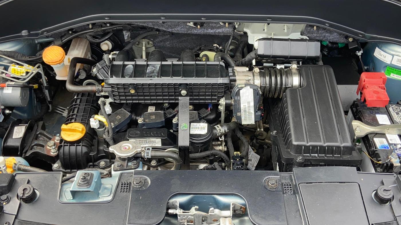 2024 Tata PUNCH ADVENTURE MT, Petrol, Manual, 28,375 km, Engine View