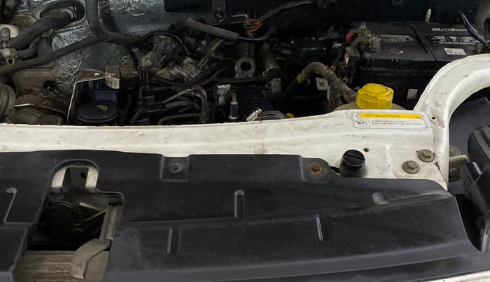 2017 Mahindra TUV300 T10 AMT, Diesel, Automatic, 97,525 km, Engine View - Left