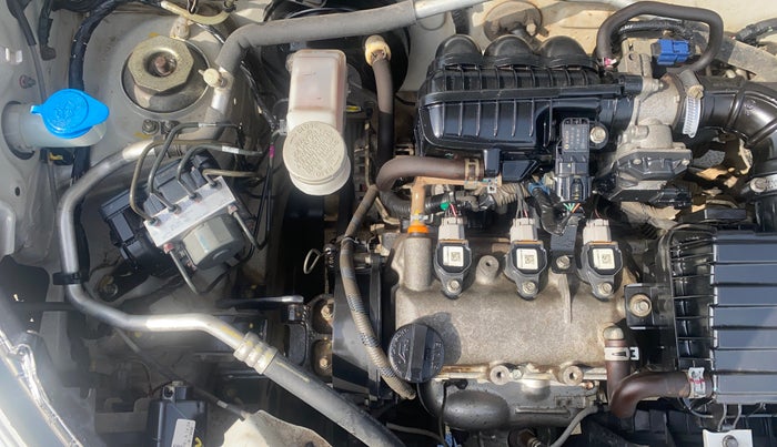2019 Maruti Alto VXI, Petrol, Manual, 32,995 km, Engine View - Right