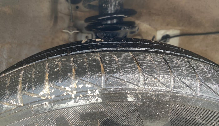2019 Maruti Alto VXI, Petrol, Manual, 32,995 km, Right Front Tyre Tread
