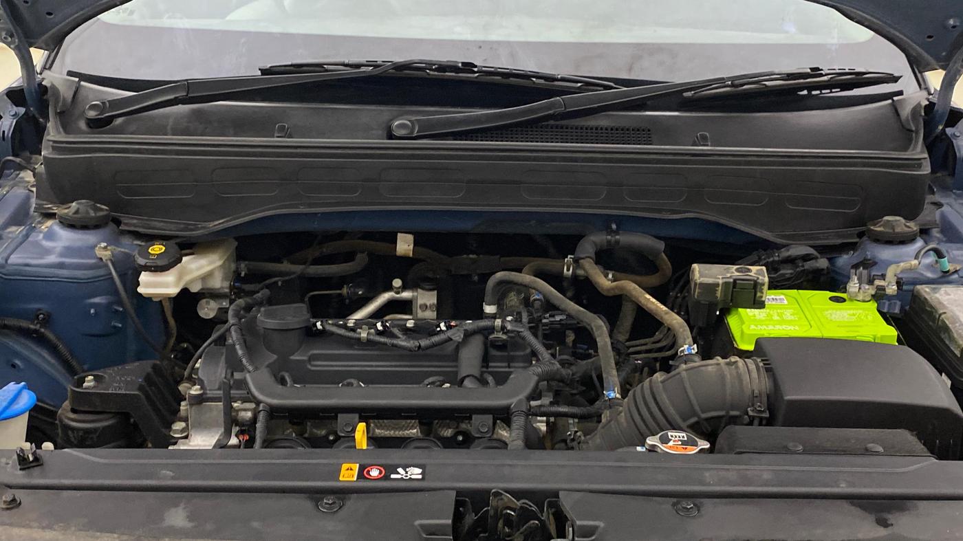 2021 Hyundai VENUE S 1.2, Petrol, Manual, 50,889 km, Engine View
