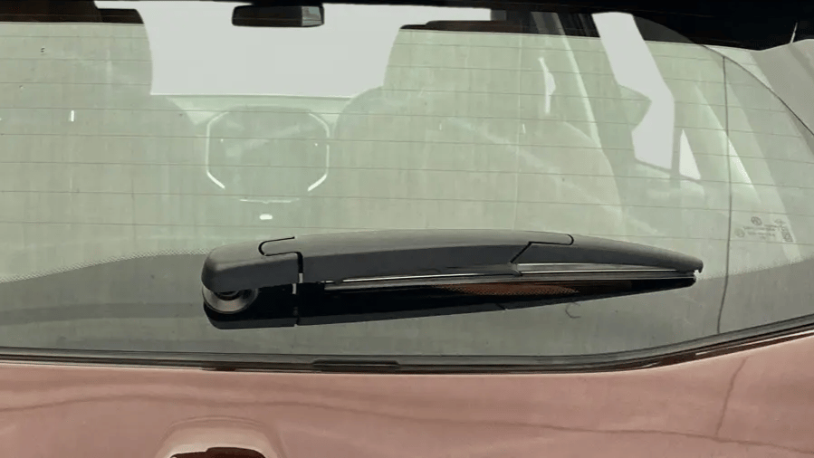2021 MG HECTOR PLUS SHARP 1.5 PETROL TURBO HYBRID MT 6-STR, Petrol, Manual, 28,767 km, Rear Wiper