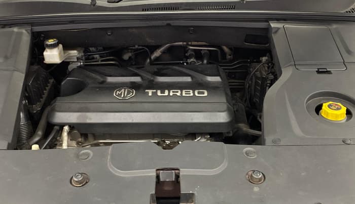 2021 MG HECTOR PLUS SHARP 1.5 PETROL TURBO HYBRID MT 6-STR, Petrol, Manual, 28,767 km, Engine View