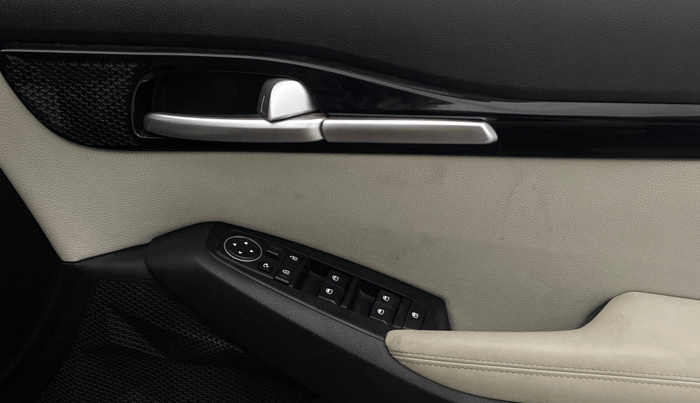 2022 KIA SELTOS HTX IVT 1.5 PETROL, Petrol, Automatic, 74,724 km, Driver Side Door Panels Control