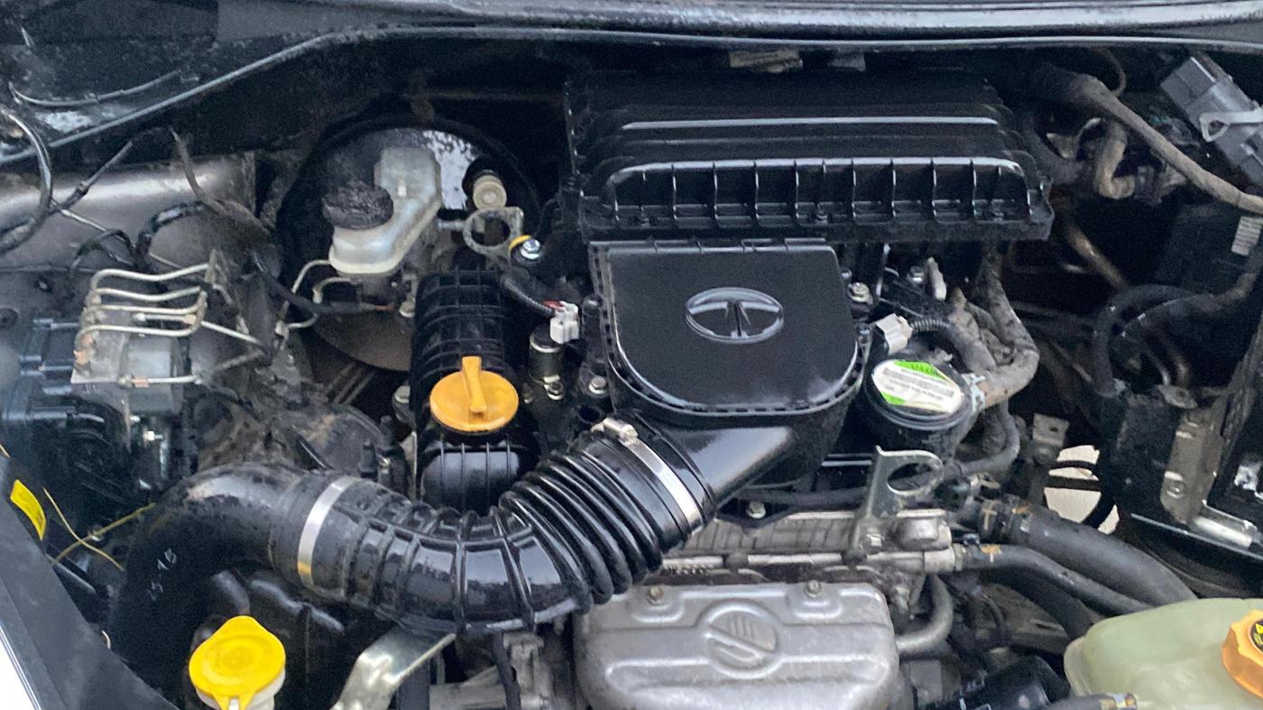 2019 Tata Tiago XT PETROL, Petrol, Manual, 87,161 km, Engine View - Right
