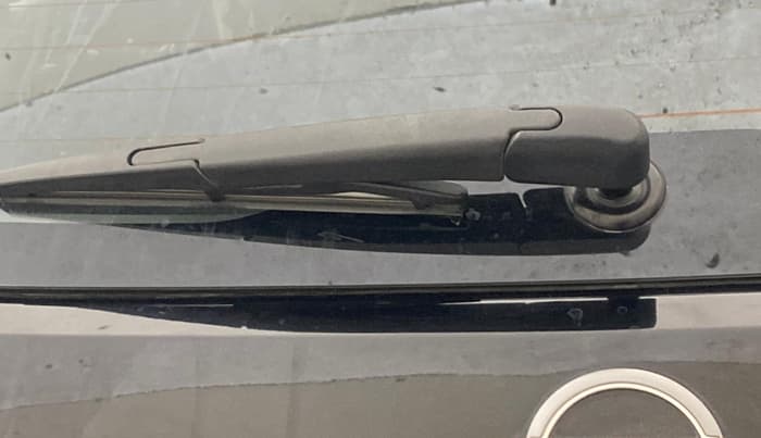 2022 Nissan MAGNITE XV PREMIUM TURBO CVT, Petrol, Automatic, 48,191 km, Rear Wiper