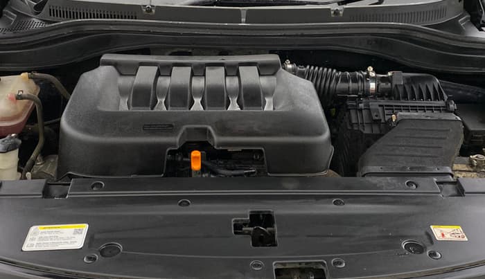 2023 Mahindra XUV700 AX 5 P AT 5 STR, Petrol, Automatic, 13,423 km, Engine View