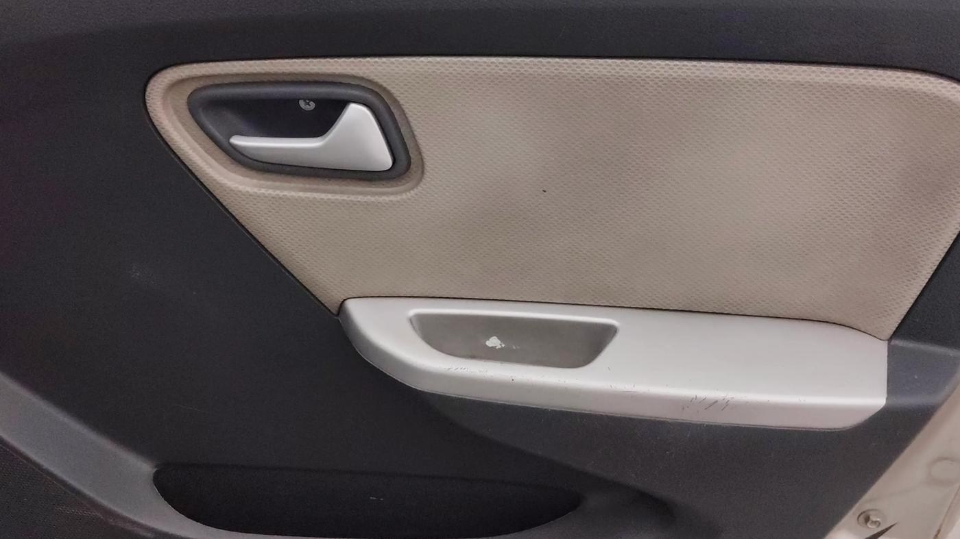 2015 Maruti Alto K10 VXI AMT, Petrol, Automatic, 89,591 km, Driver Side Door Panels Control