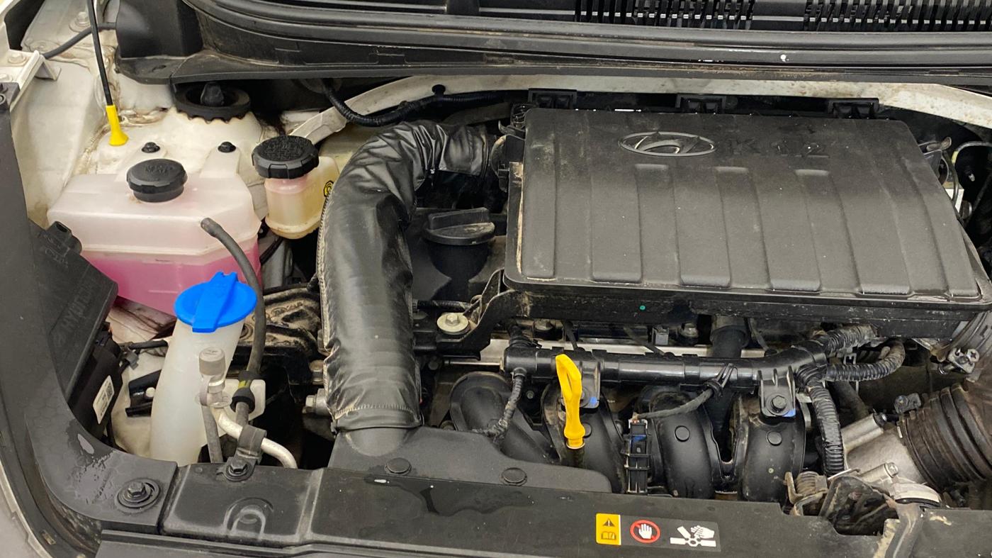 2024 Hyundai GRAND I10 NIOS SPORTZ AMT 1.2 KAPPA VTVT, Petrol, Automatic, 31,841 km, Engine View - Right