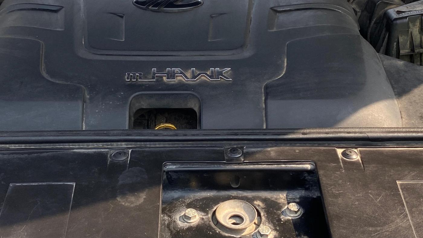 2018 Mahindra XUV500 W7, Diesel, Manual, 1,03,059 km, Engine View