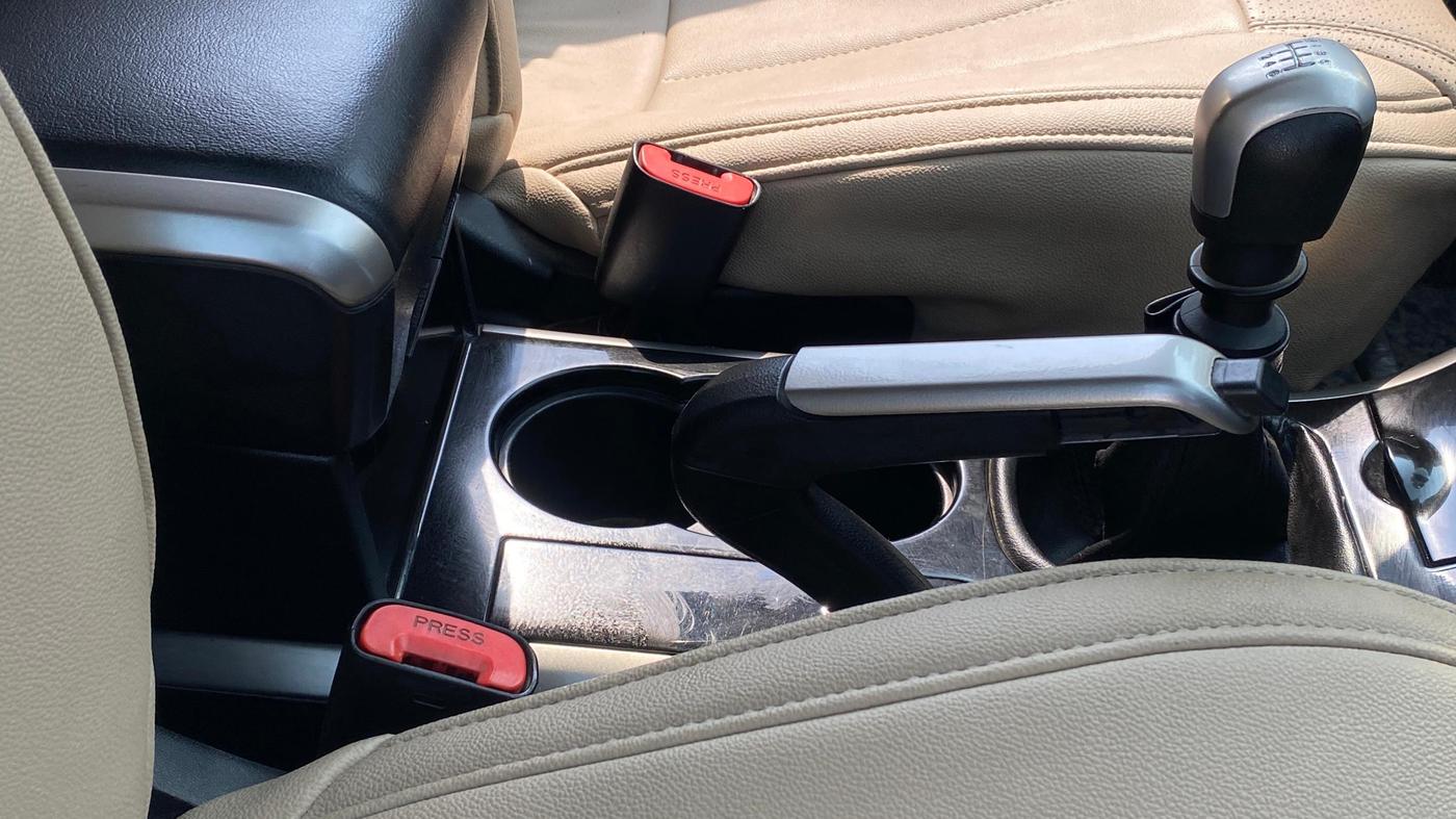 2018 Mahindra XUV500 W7, Diesel, Manual, 1,03,059 km, Gear Lever