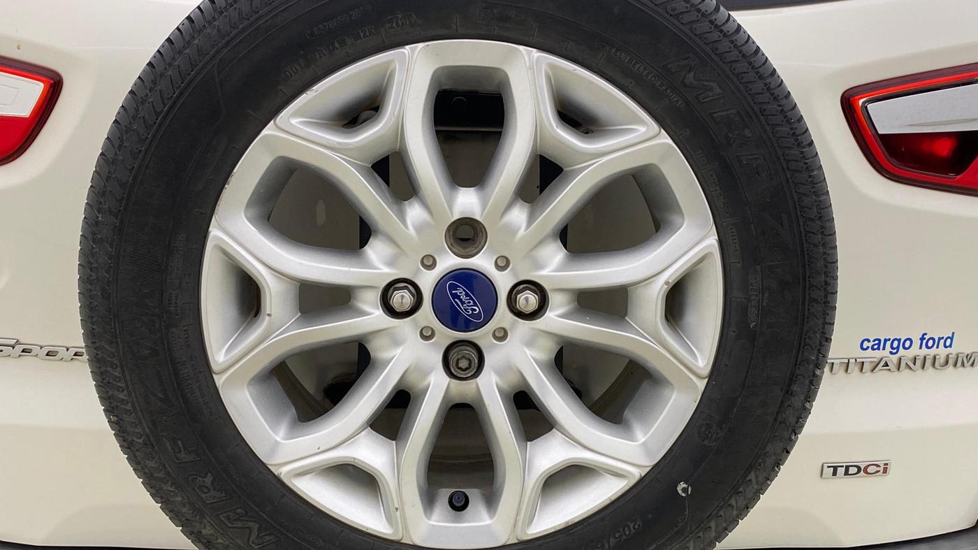 2016 Ford Ecosport TITANIUM 1.5L DIESEL, Diesel, Manual, 1,12,967 km, Spare Tyre