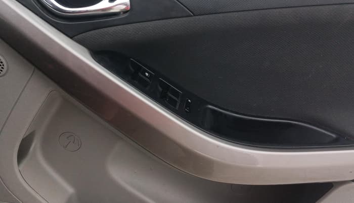 2018 Tata NEXON XZ PLUS PETROL, Petrol, Manual, 53,790 km, Driver Side Door Panels Control