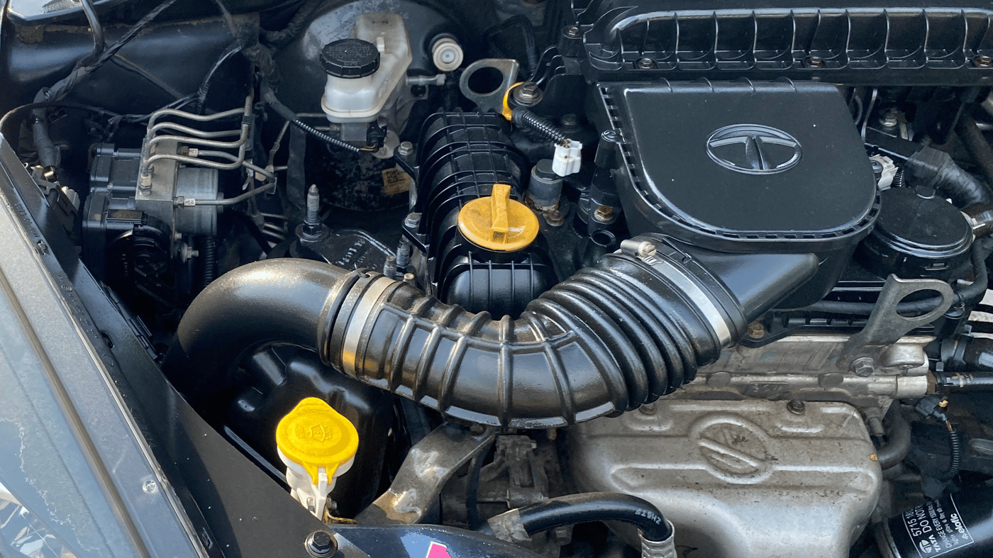 2019 Tata TIGOR XZ PLUS PETROL, Petrol, Manual, 1,05,756 km, Engine View - Right