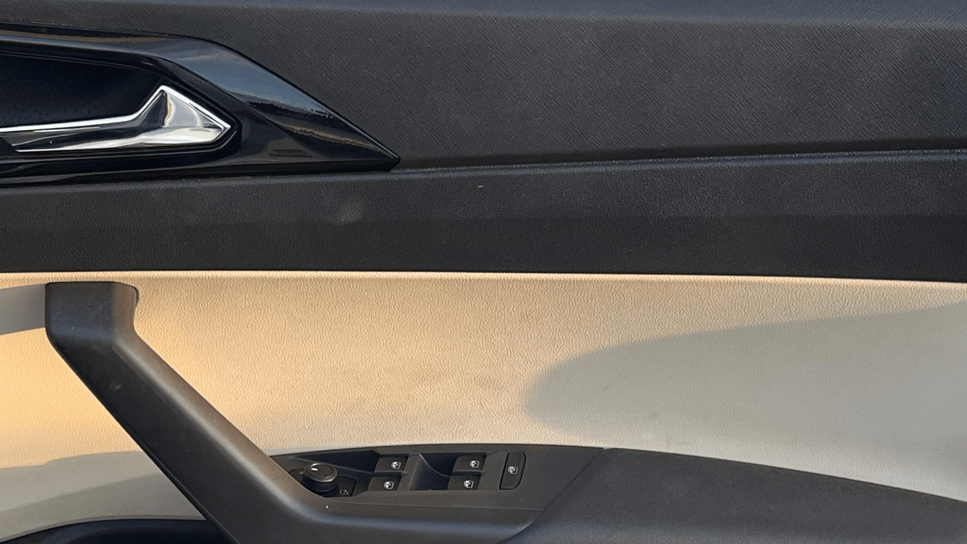 2023 Skoda SLAVIA STYLE 1.0L TSI AT, Petrol, Automatic, 25,743 km, Driver Side Door Panels Control