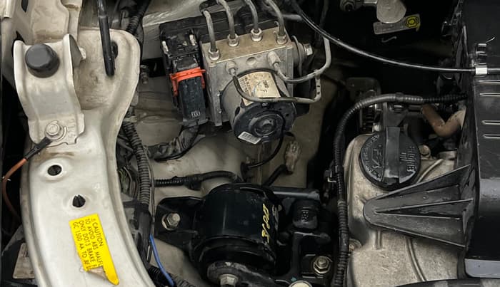 2017 Maruti Wagon R 1.0 VXI+ (O) MT, Petrol, Manual, 90,206 km, Engine View - Right
