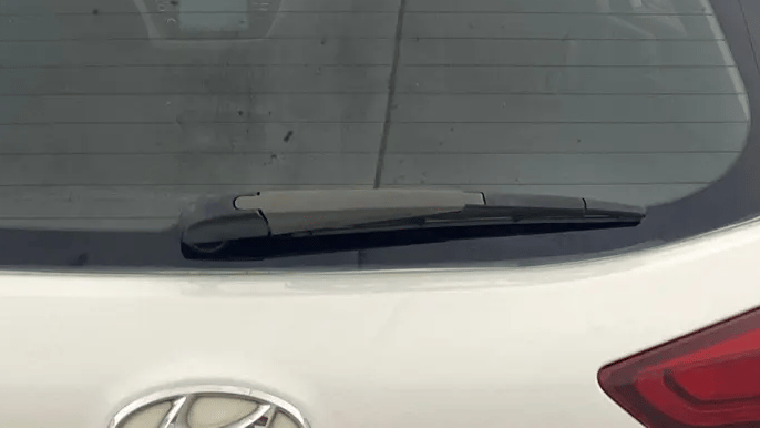 2017 Hyundai Elite i20 ASTA 1.2 (O), Petrol, Manual, 37,638 km, Rear Wiper
