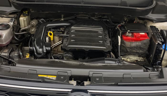 2021 Volkswagen TAIGUN HIGHLINE 1.0 TSI AT, Petrol, Automatic, 76,201 km, Engine View
