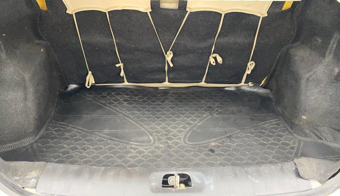 2014 Maruti Swift Dzire VXI, Petrol, Manual, 35,152 km, Boot Inside