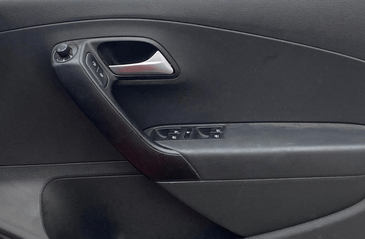 2019 Volkswagen Polo GT TSI AT, Petrol, Automatic, 81,851 km, Driver Side Door Panels Control