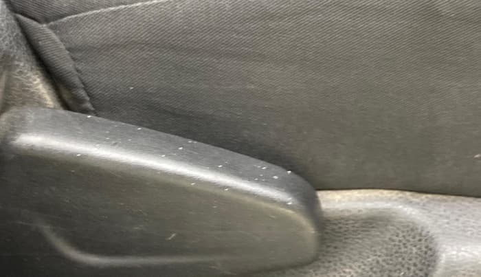 2017 Renault Kwid RXL, Petrol, Manual, 91,356 km, Driver Side Adjustment Panel