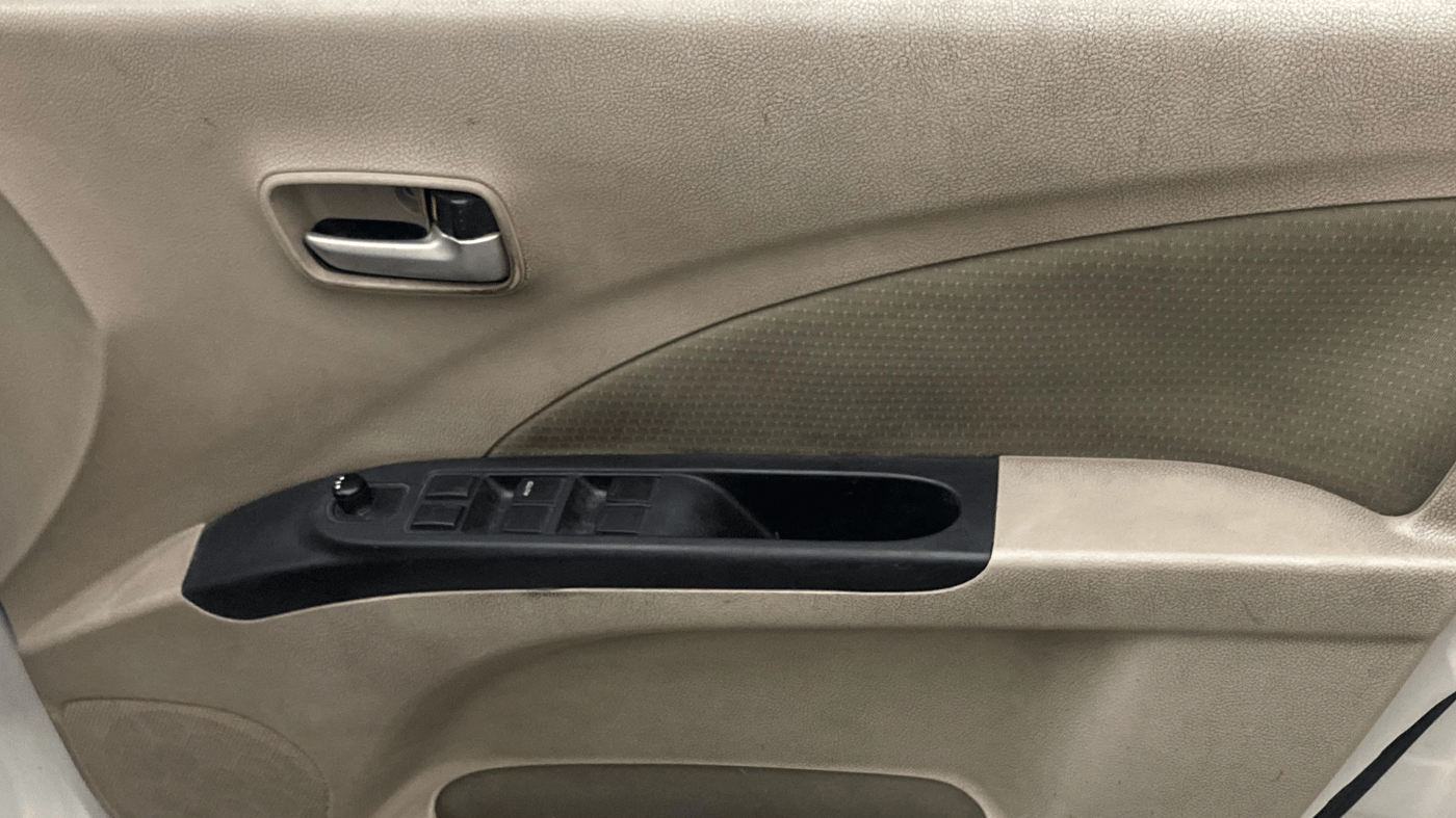 2017 Maruti Celerio ZXI (O), Petrol, Manual, 97,057 km, Driver Side Door Panels Control