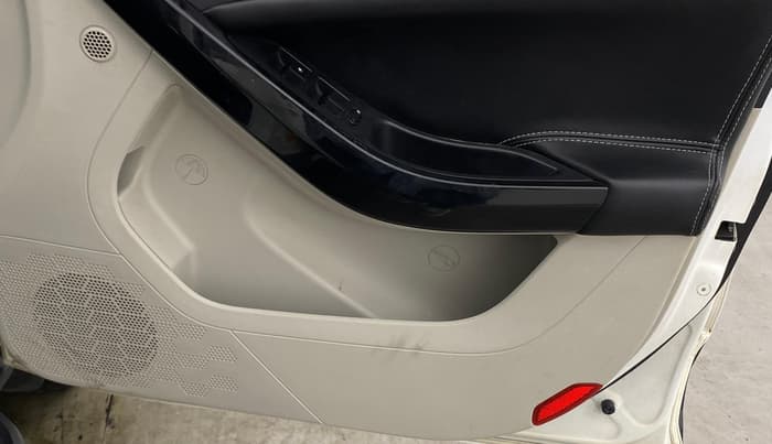 2021 Tata NEXON XZ PLUS PETROL, Petrol, Manual, 39,655 km, Driver Side Door Panels Control