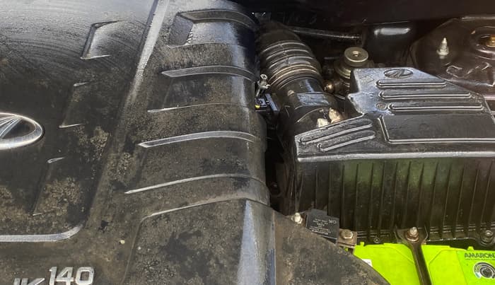 2015 Mahindra XUV500 W10, Diesel, Manual, 80,870 km, Engine View - Left