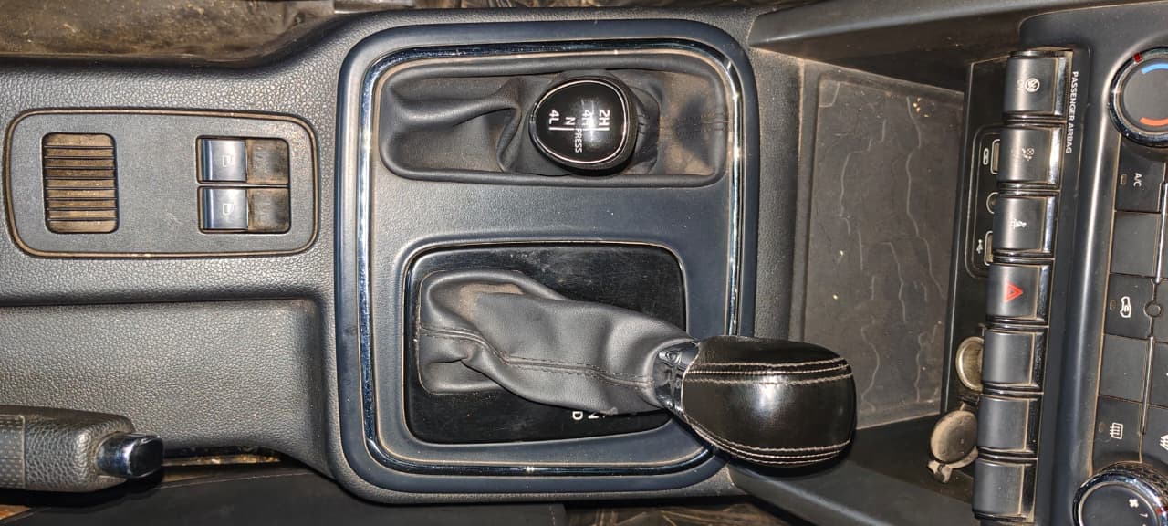 2021 Mahindra Thar LX PETROL HT 4WD AT, Petrol, Automatic, 69,333 km, Gear Lever