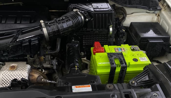 2022 Mahindra XUV300 W8 (O) 1.2 PETROL AMT, Petrol, Automatic, 80,718 km, Engine View - Left