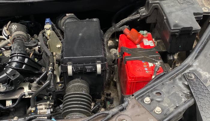 2021 Nissan MAGNITE XV TURBO CVT, Petrol, Automatic, 18,496 km, Engine View - Left