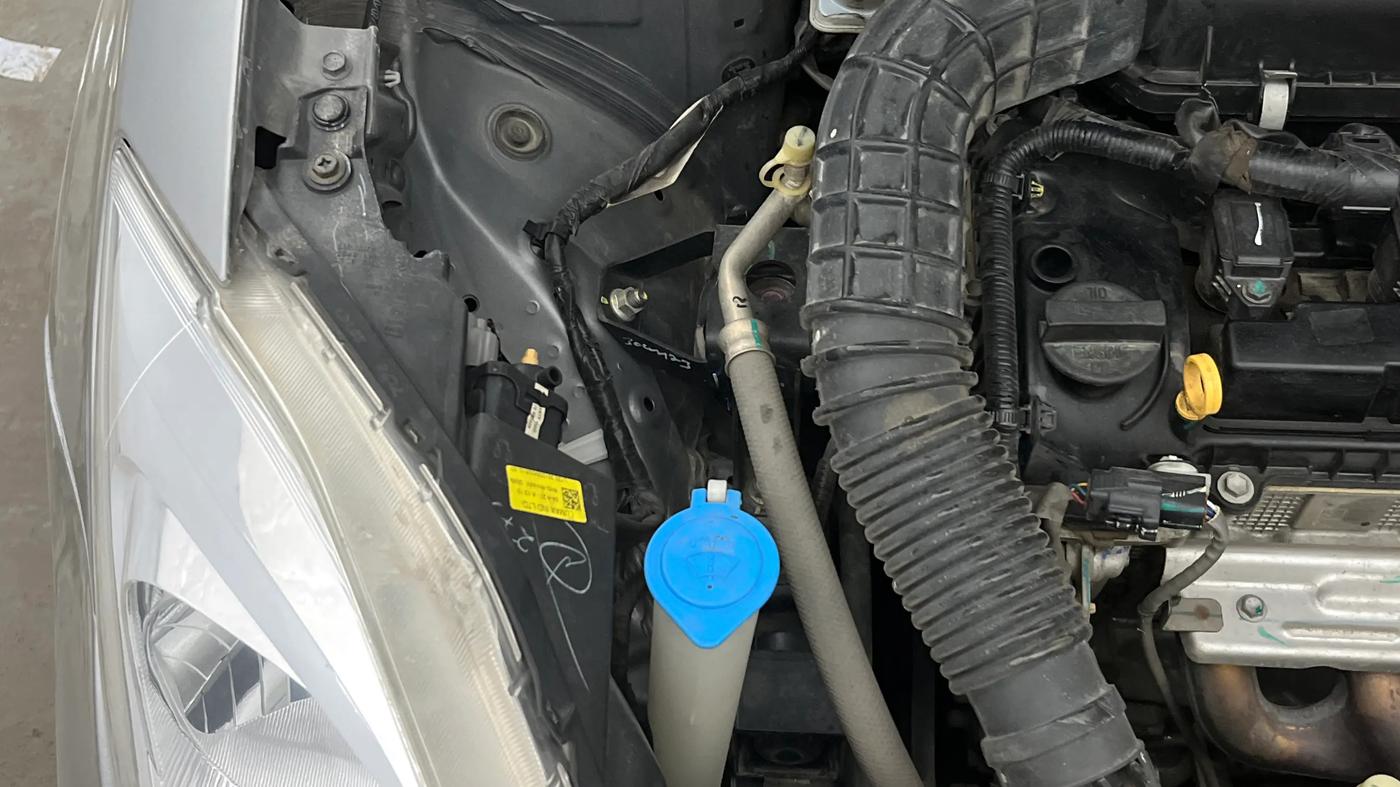2021 Maruti Dzire VXI AMT, Petrol, Automatic, 49,452 km, Engine View - Right