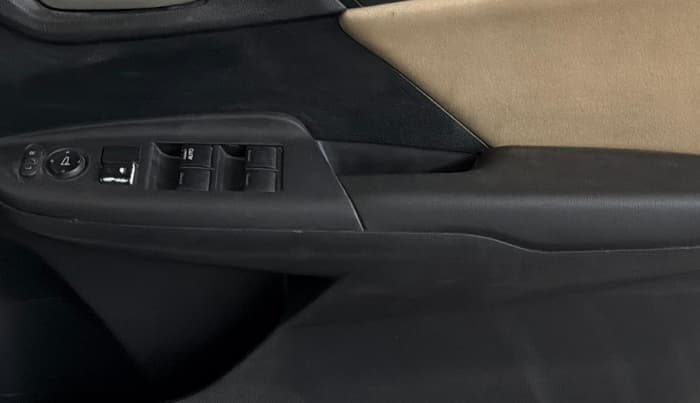 2015 Honda Jazz 1.2L I-VTEC SV, Petrol, Manual, 64,540 km, Driver Side Door Panels Control