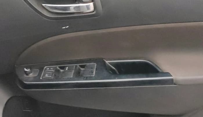 2013 Maruti Swift ZXI, Petrol, Manual, 60,904 km, Driver Side Door Panels Control