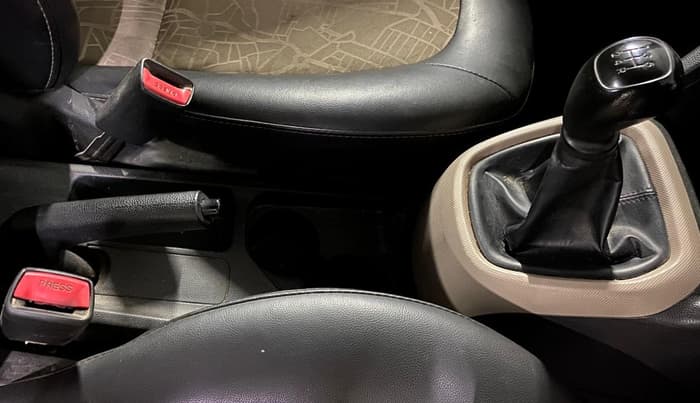 2014 Hyundai Grand i10 MAGNA 1.2 KAPPA VTVT, Petrol, Manual, 85,503 km, Gear Lever